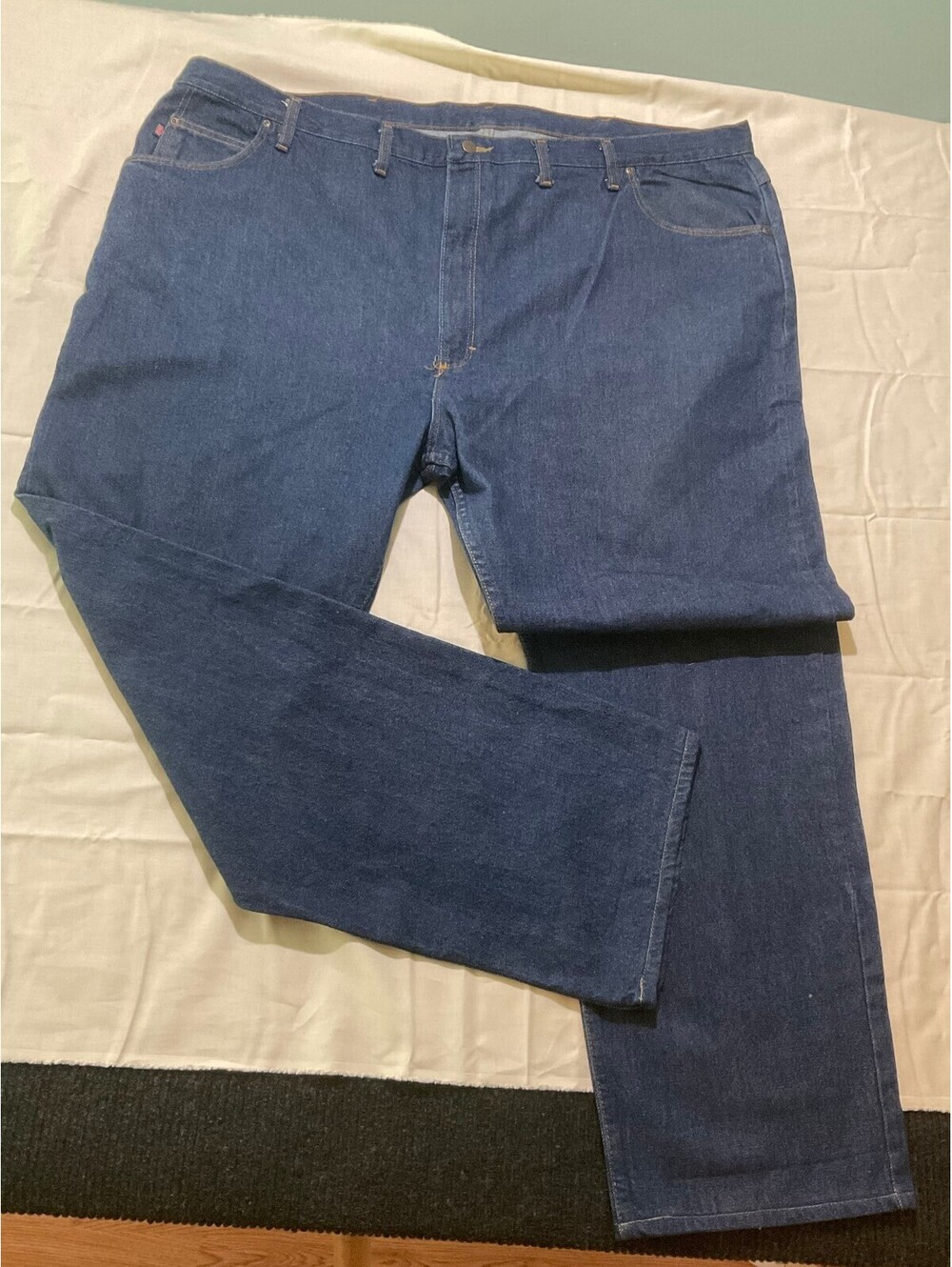 Red Kap Men's Blue Denim Jeans  Dark Wash Size 52